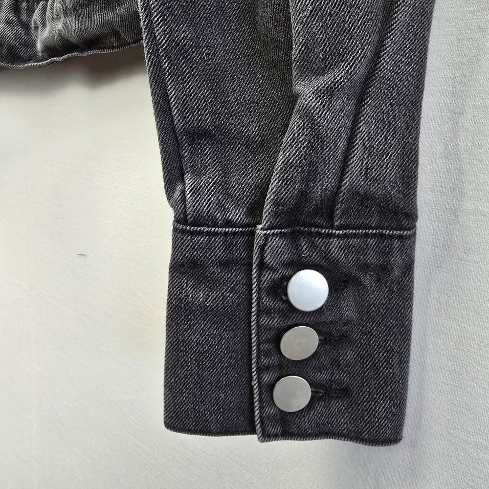 Lulu's Black Denim Jacket Size Small - Picture 10 of 13